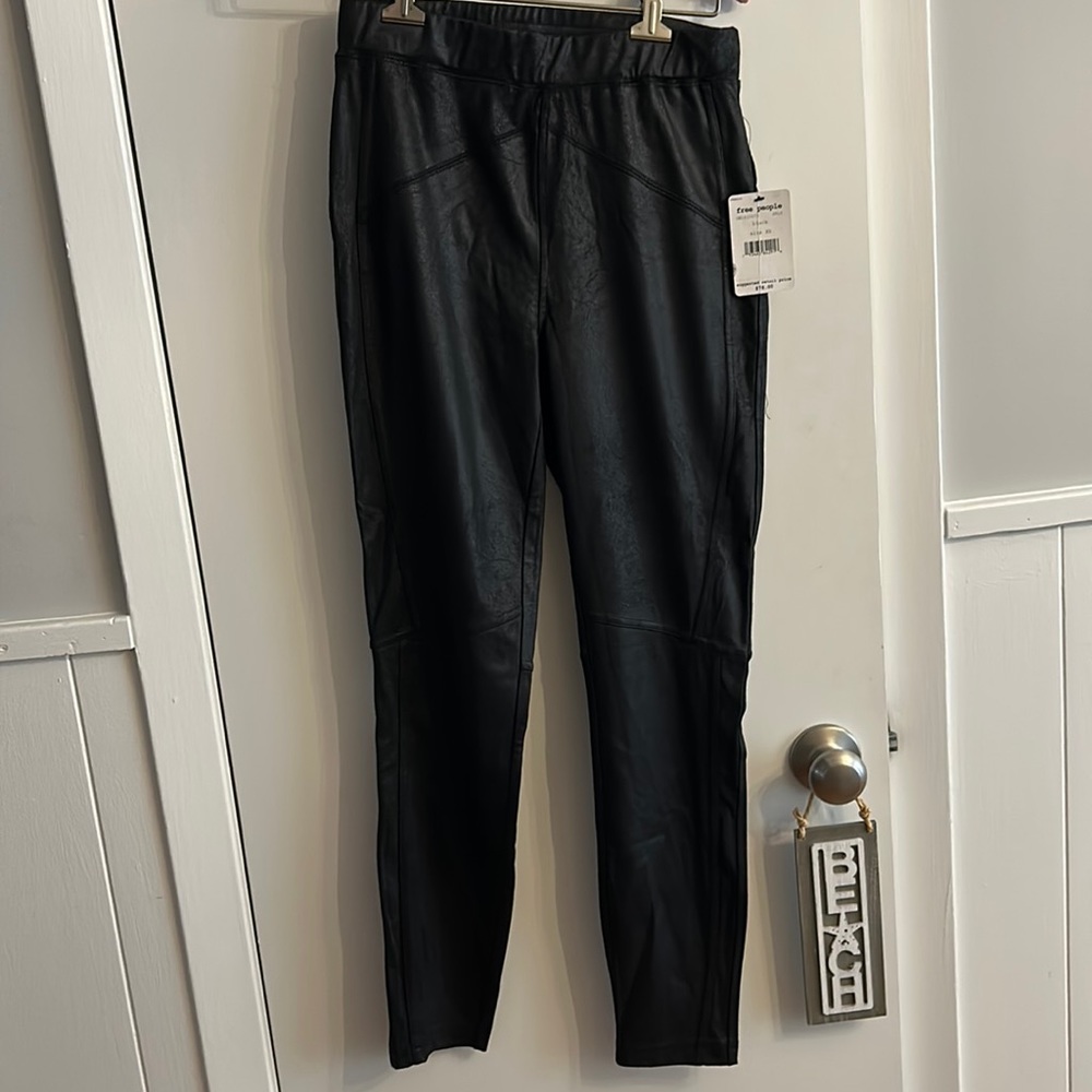 Free People Suede Like Skinny Pants Size XS in Black Leggings